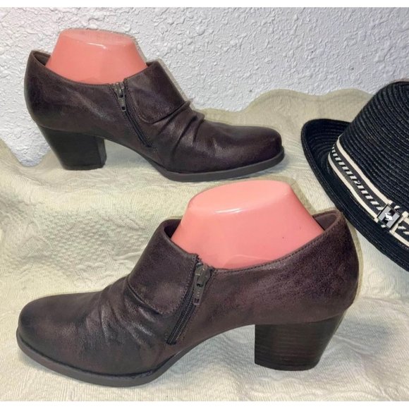 Baretraps Vintage Rosamund Boogie Style Bootie Two Zippers On Each Shoe Size 9 - Picture 7 of 9